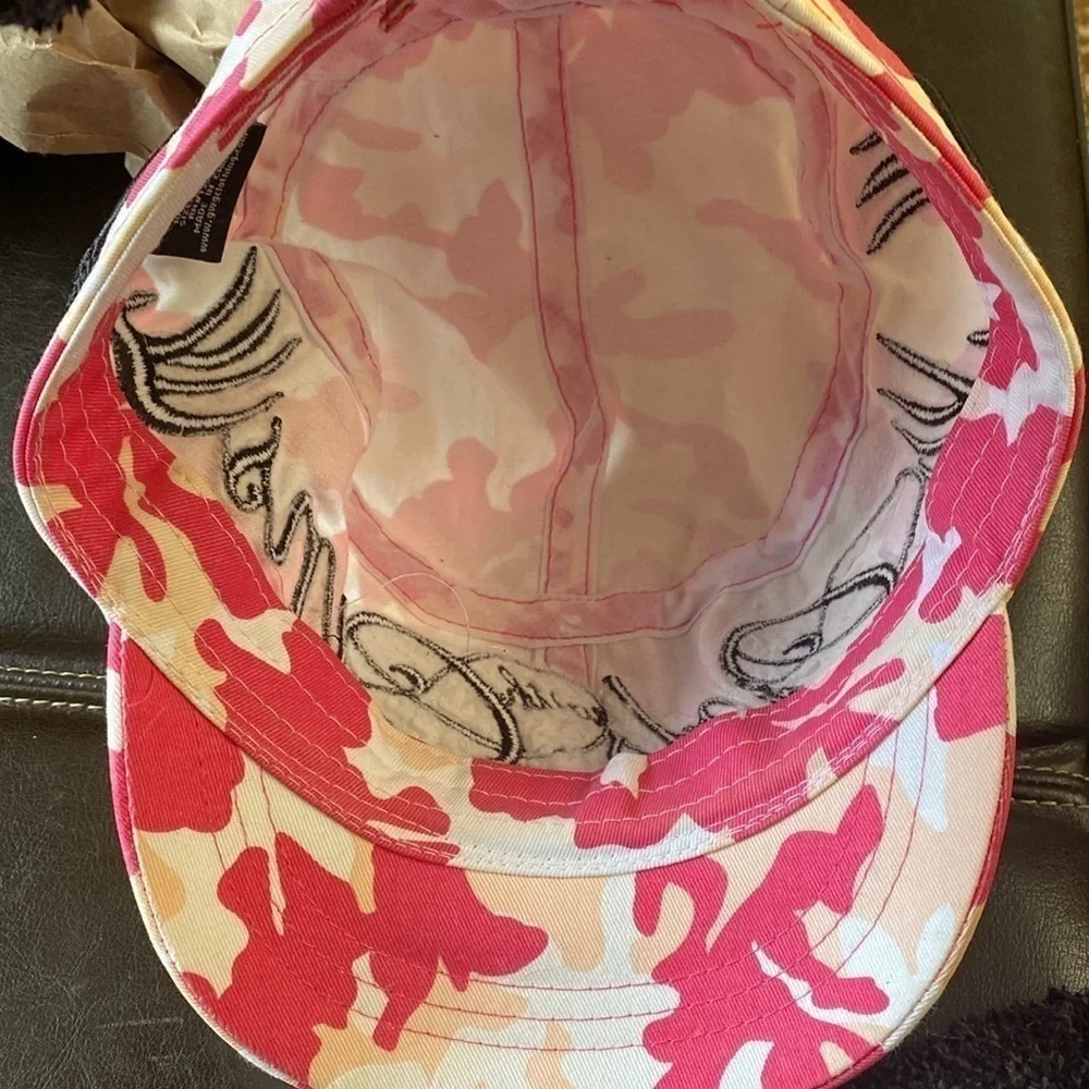 Girls with Guns Camo hunting ball Cap hat Women’s Pink/Peach Black Embroidery